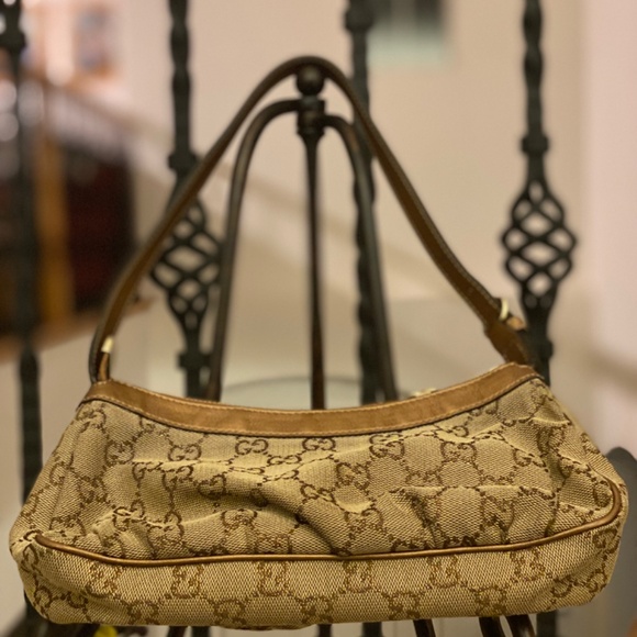 Gucci 245938 467891 with heart charm - Picture 2 of 4